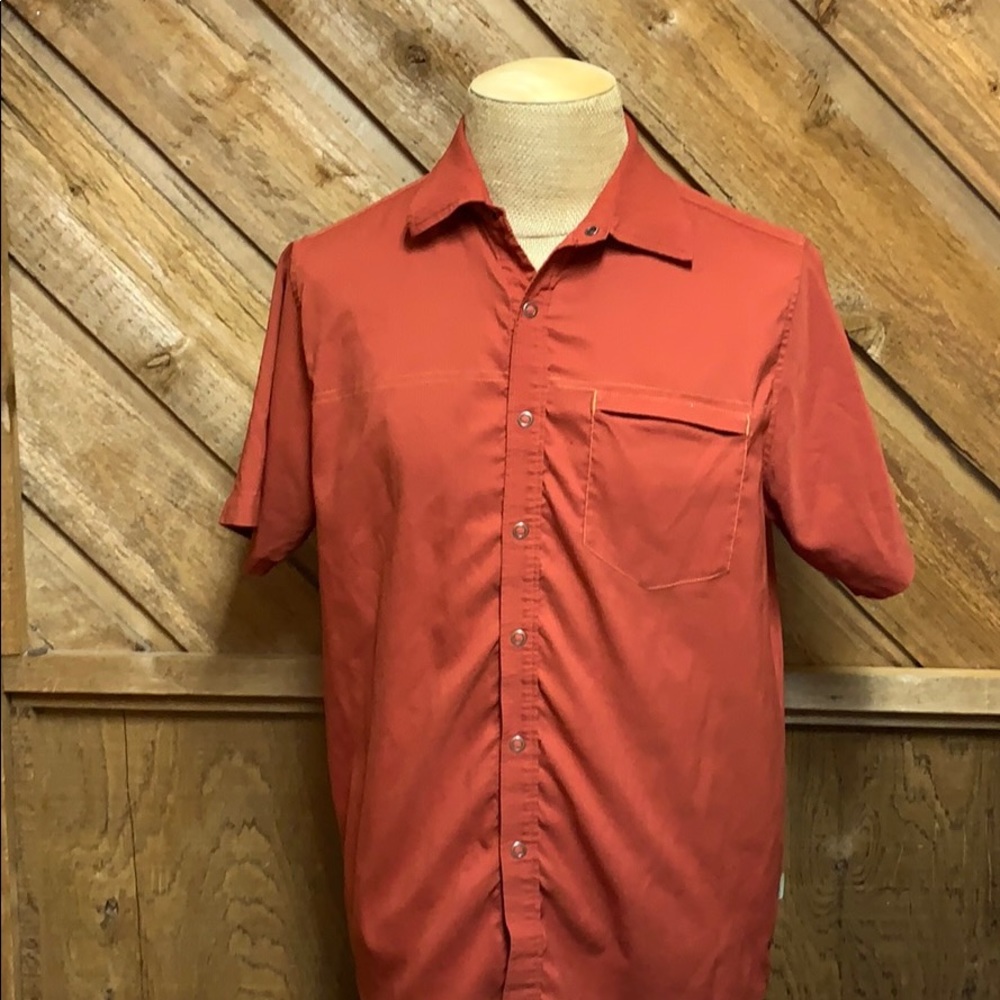 GoLite snap down shirt L